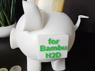 Piggy Bank with Editable Label –  Coin Saver - H2D