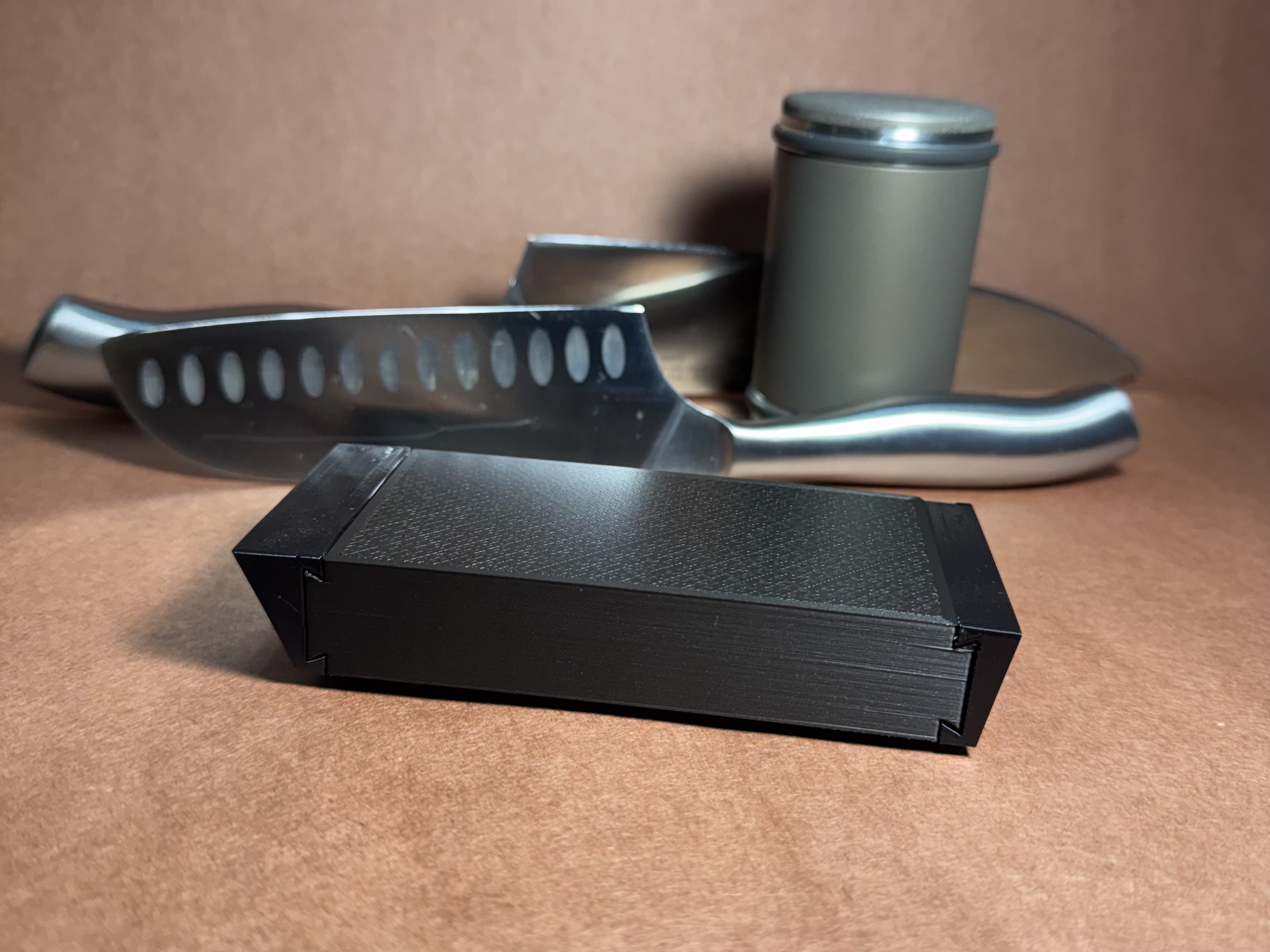 Miniatura 2 do modelo 3D Pro-Grade Rolling Knife Sharpener Base