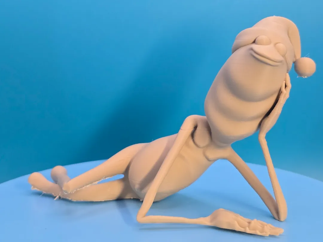 Special Design Christmas Wolf Ornament Figurine Decorative Collectible Gift