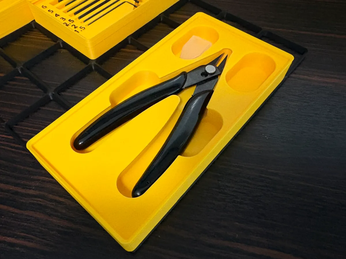 Gridfinity box for Side Cutters - Free 3D Print Model - MakerWorld