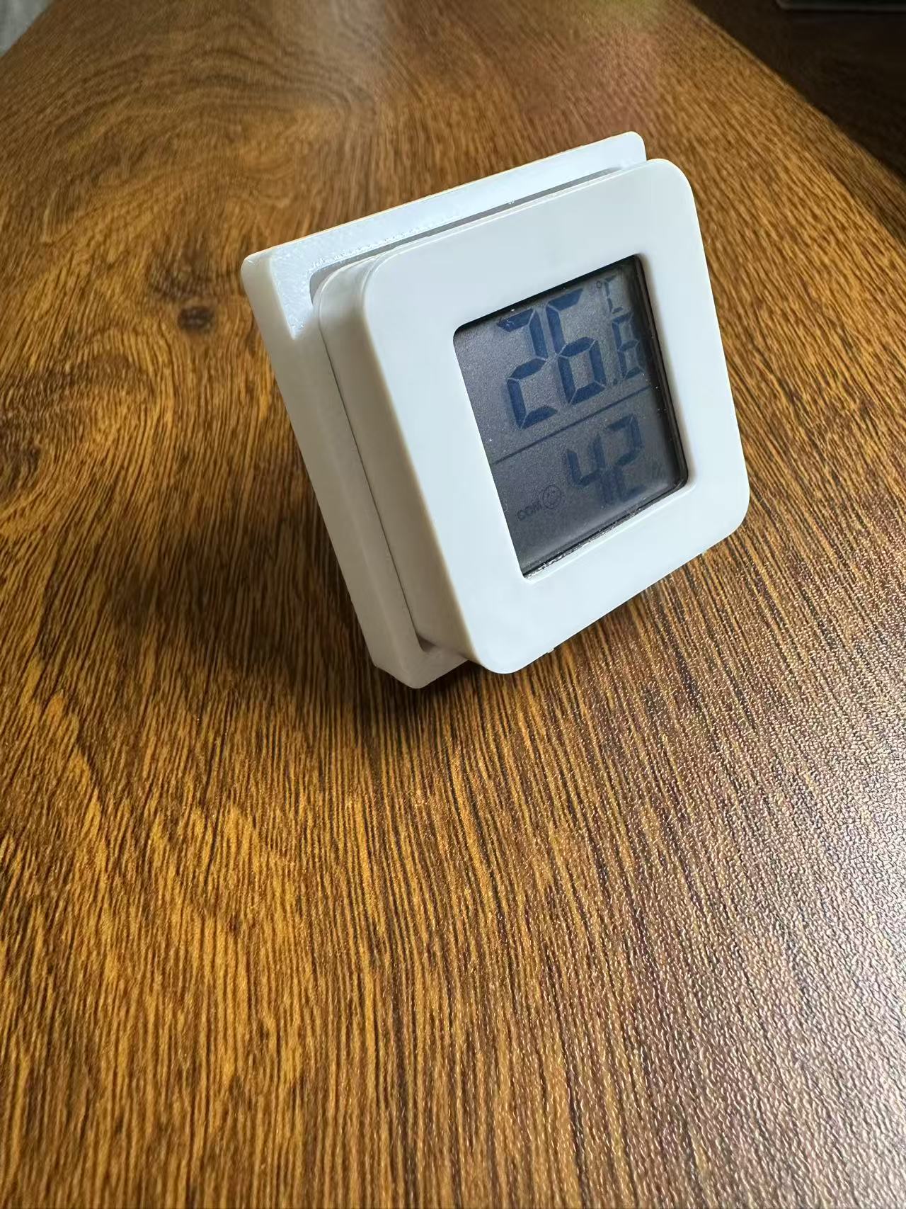 Miniatura 2 do modelo 3D 温度计湿度计支架 ams国定支架 摆放支架 省料