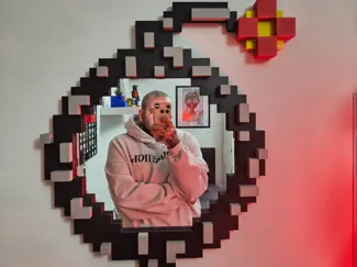 Pixel Bomb Mirror (Seletti)
