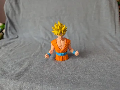 Goku Super Saiyan Bust – (Perfect for Painting)