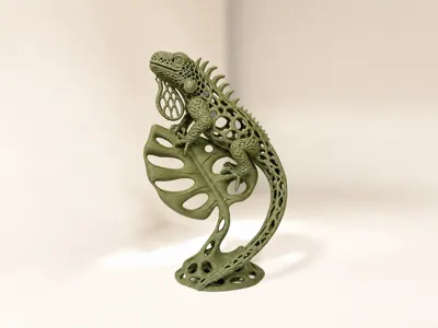 Lattice Iguana Sculpture – Monstera Leaf Decor