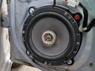 hyndai accent speaker mount