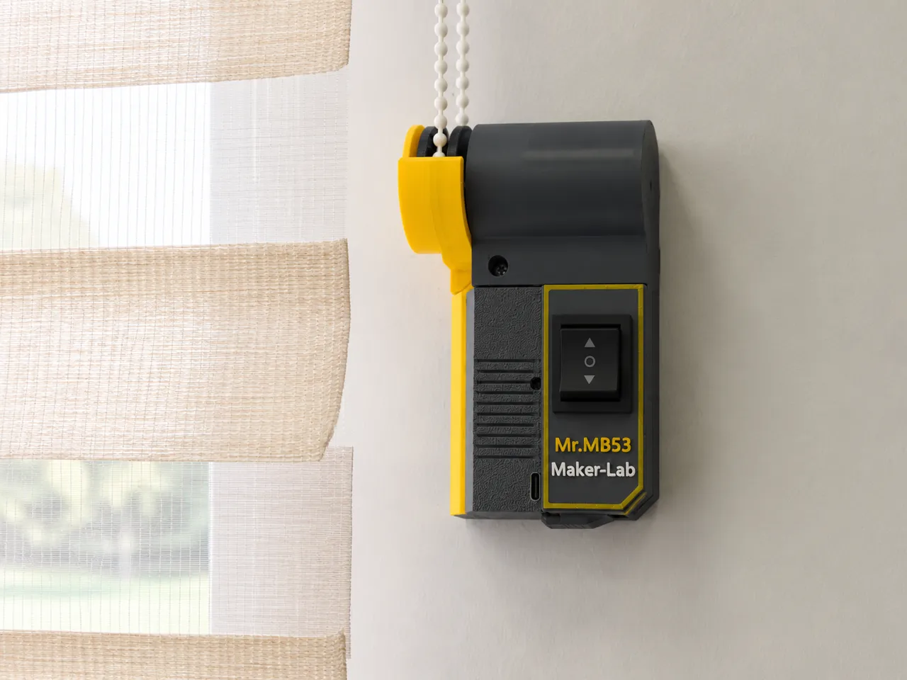 DIY Motorized Roller Blind System view 4
