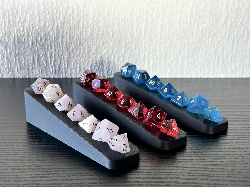 Minimal D&D Dice Display Stand