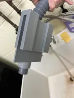 Fixation de tuyau de lave-linge pour bac à laver — photo 5