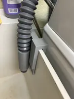 Fixation de tuyau de lave-linge pour bac à laver — photo 3