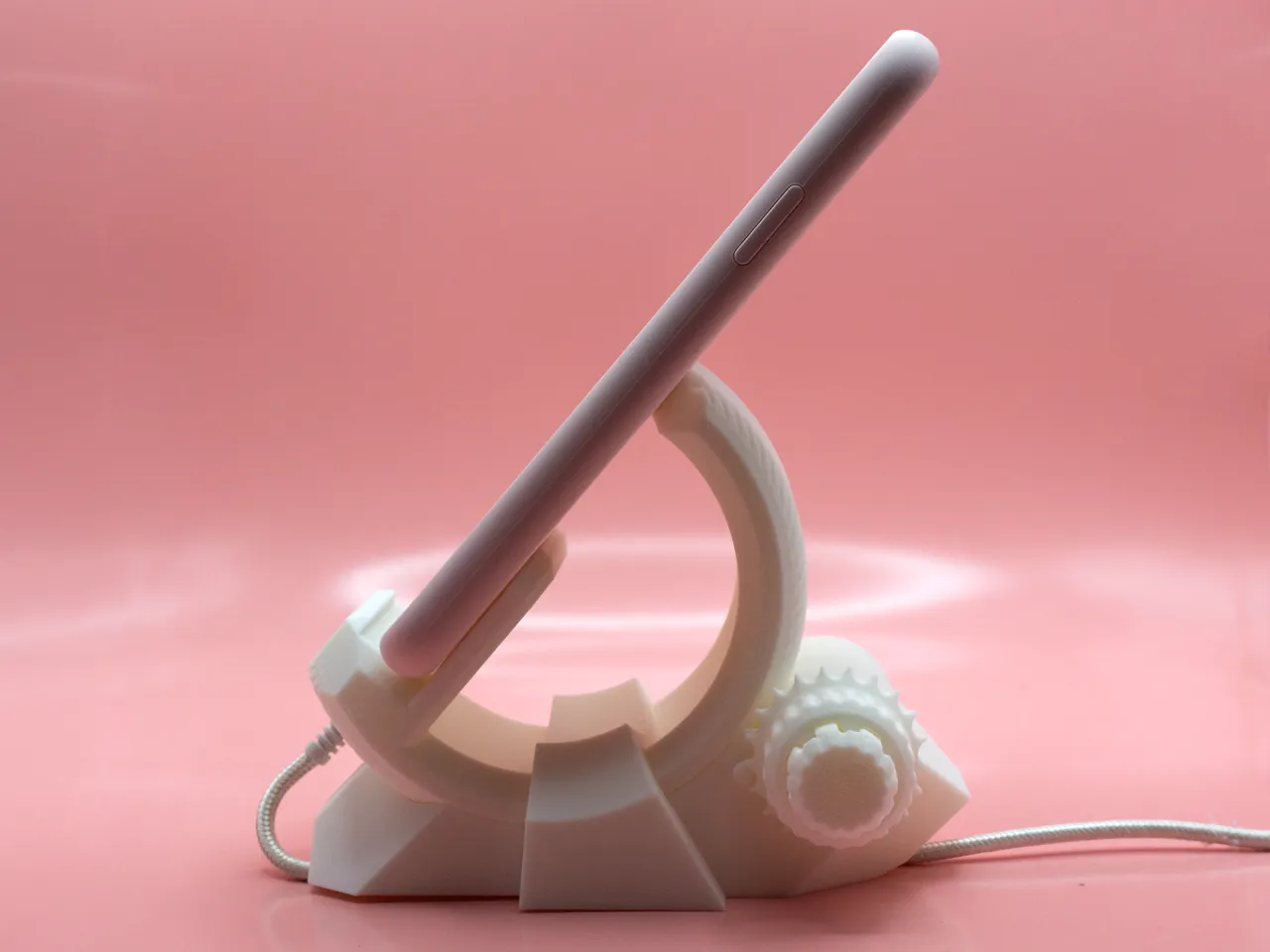 Herringbone Gear Phone Stand Pork3D by Pork3D.com view 2