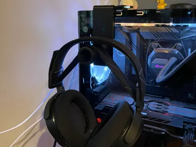 PC Headset Holder