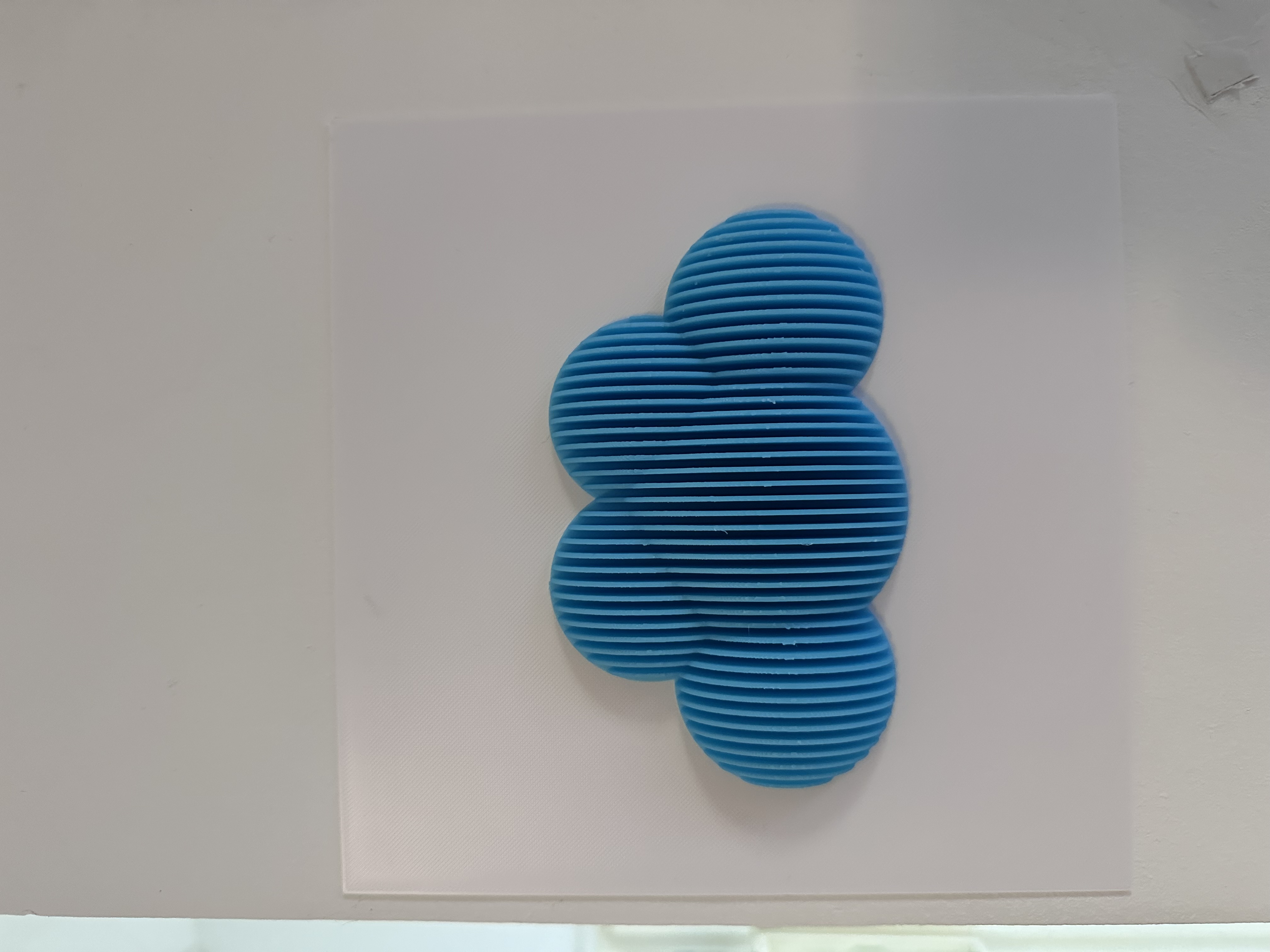 Miniatura 2 do modelo 3D Cloud Layered Sculpture
