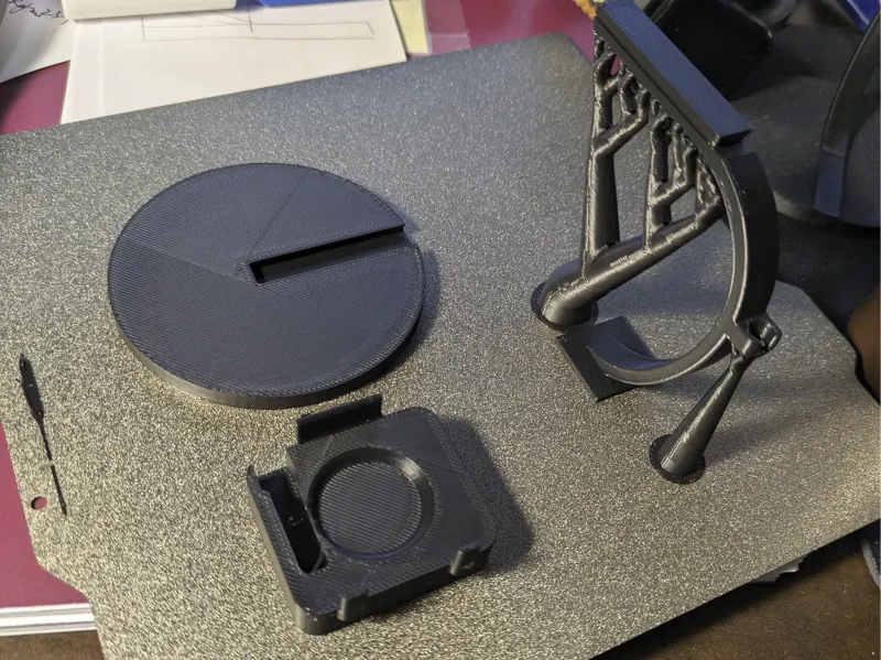 Moto Watch 70 Charging Stand