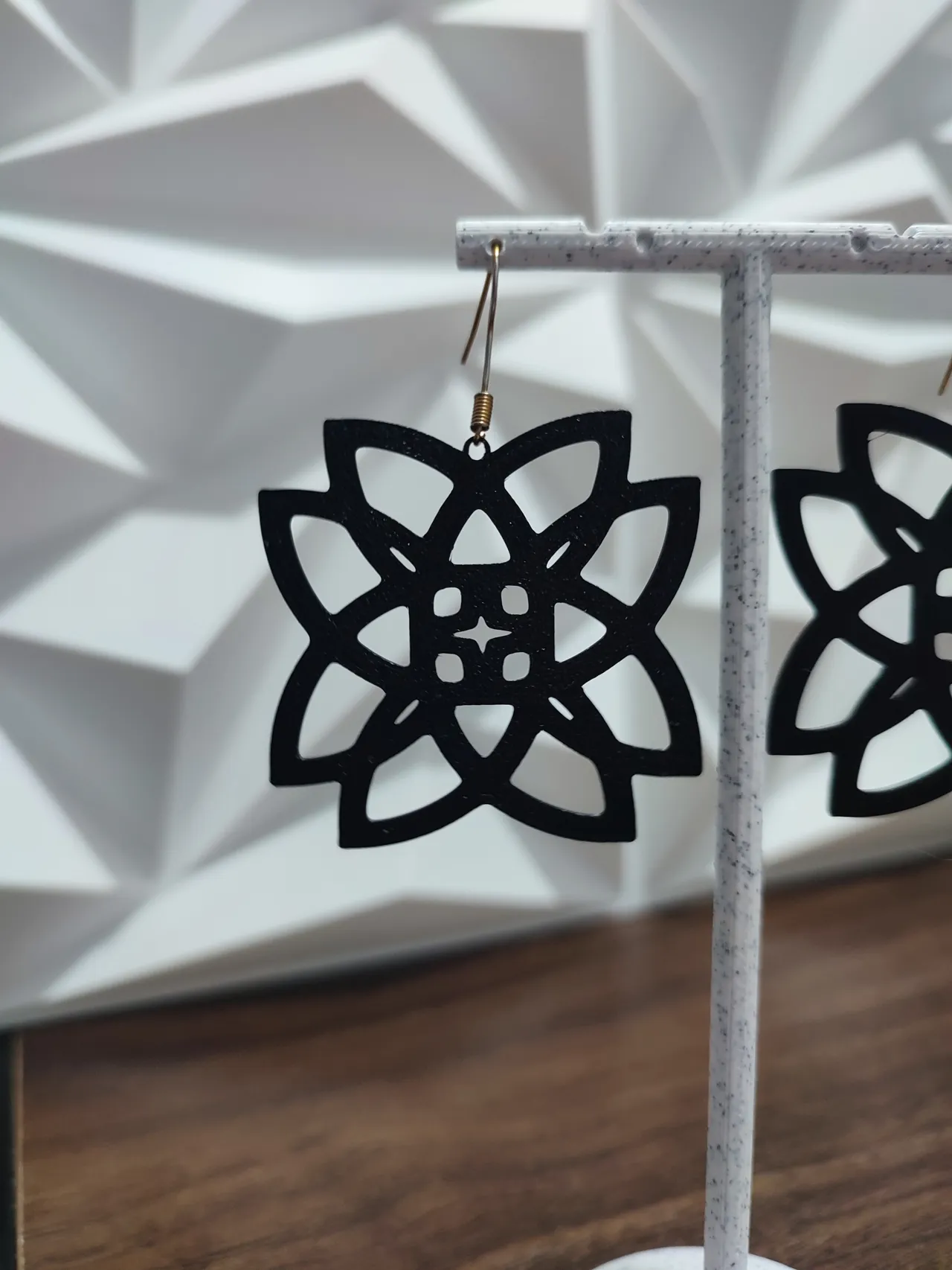 Aretes Dalia Geométrica view 3