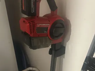 Milwaukee M18 vacuum mount