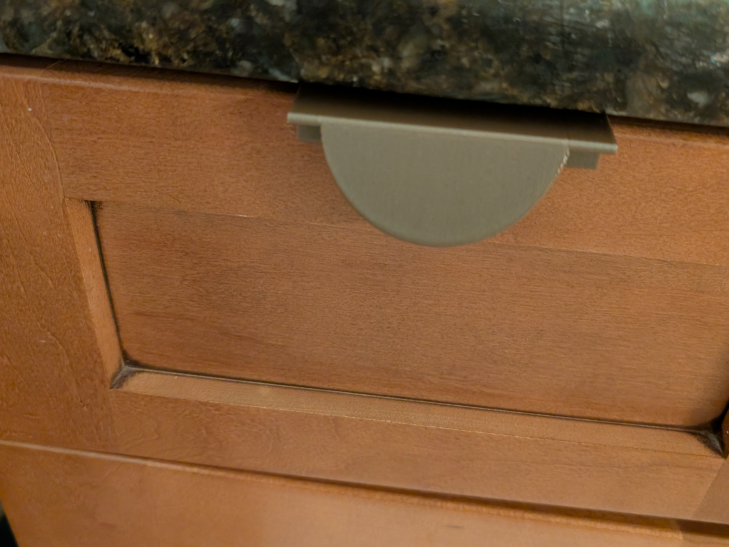 No Screws Drawer Pull