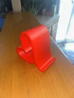 PETG - 0.2mm layer, 5% infill, less material, 0.5 brim