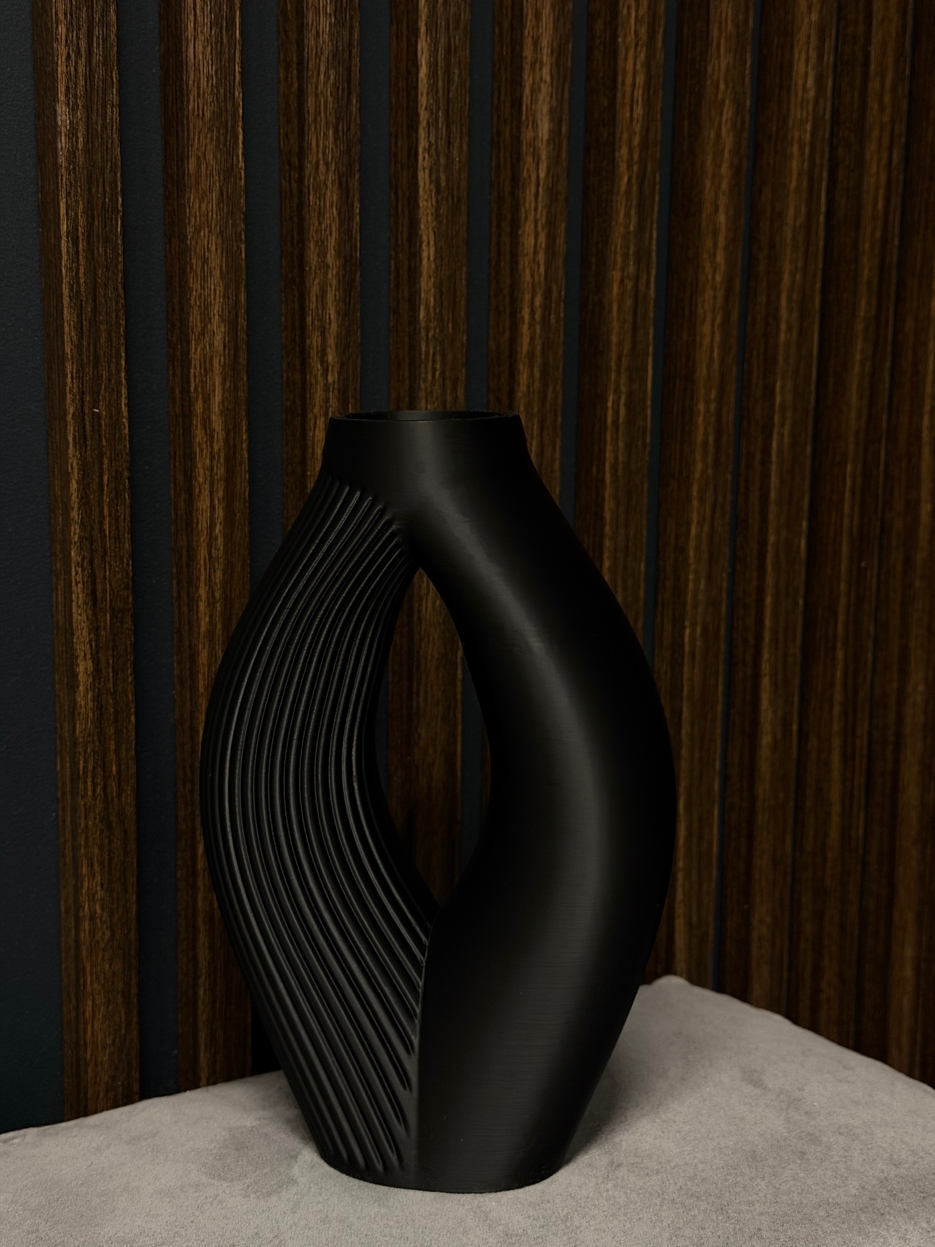 JULIA FLOW - Sculpture Vase - 1