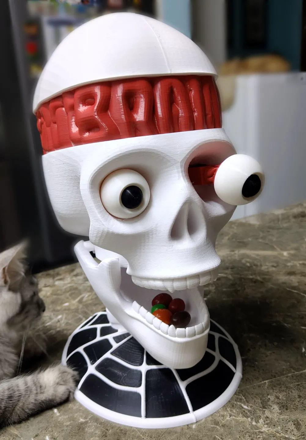 Skull candy dispenser view 2