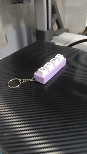 Llavero: Customizable Name Clicker – MX Switch Keychain — vista de referencia 2