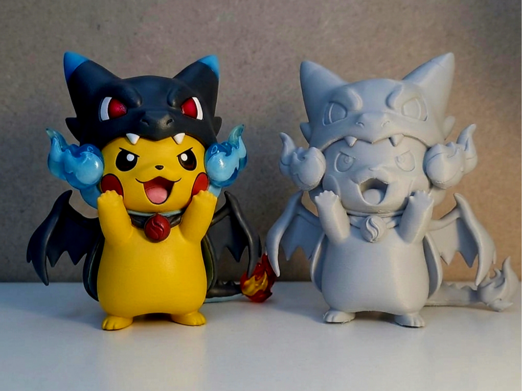[#025] Mega Charizard Poncho Pikachu 