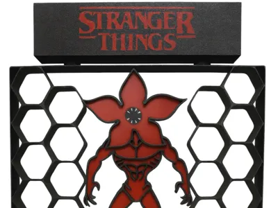 Expositor Stranger Things Kinder Joy