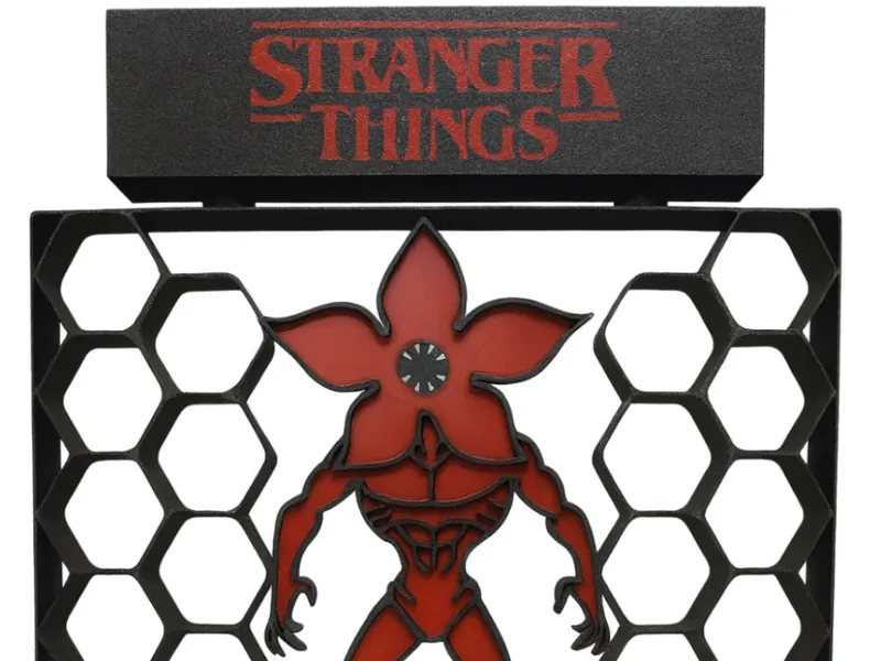 Expositor Stranger Things Kinder Joy