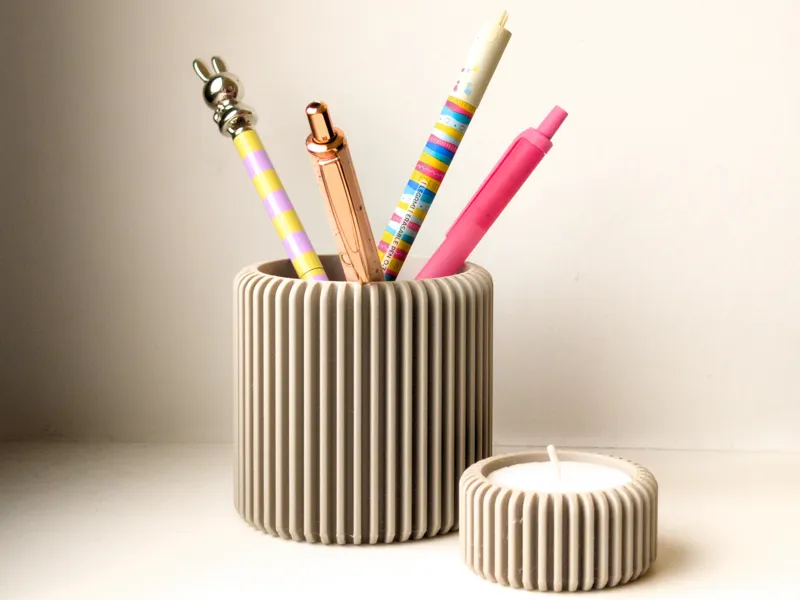 Parametric Modern Ribbed Container