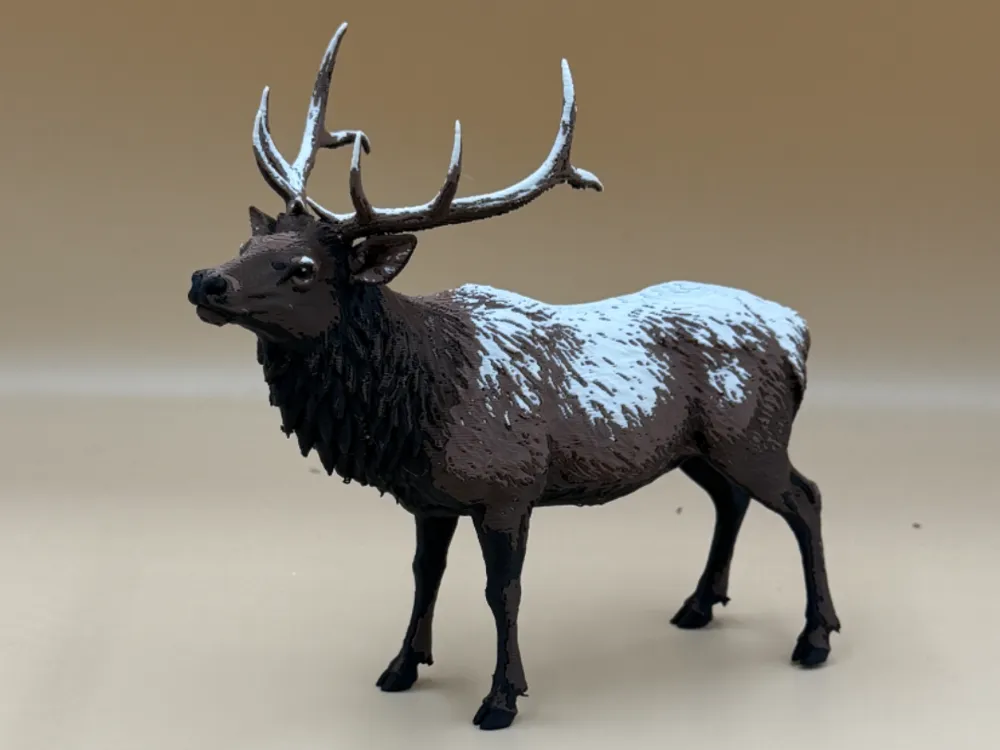 Soporte: Frostback – Rocky Mountain Bull Elk. Referencia del modelo original.