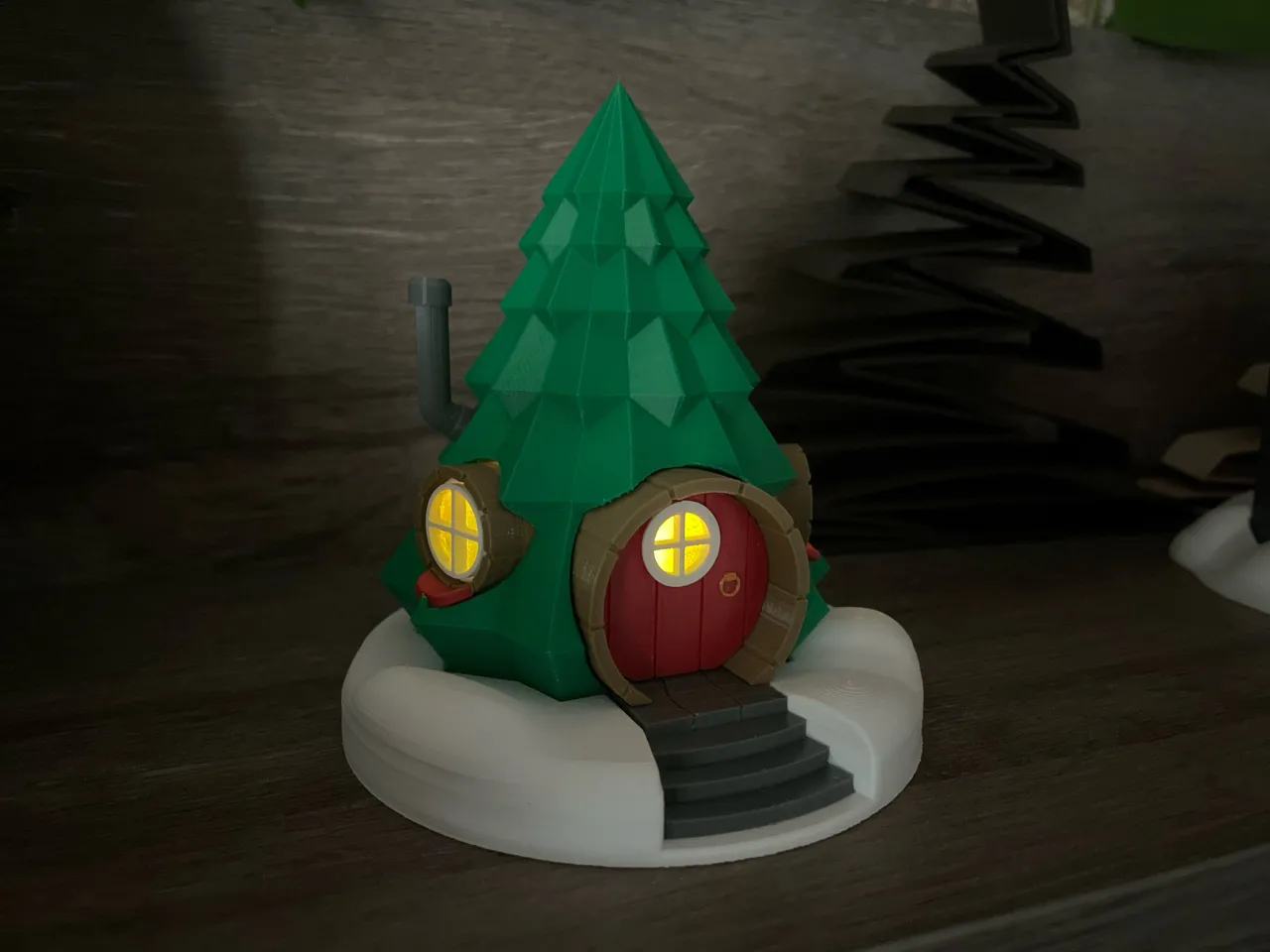 Xmas-Tree Fairy-House (LED) for Christmas Village view 4