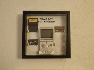 Gameboy Advance SP picture frame holder