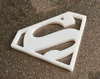 Logo S de Superman imprimé en 3D — photo 3