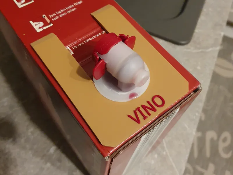 Lidl Wein-Box Schild