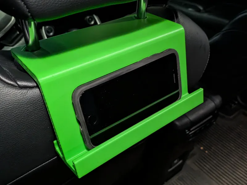 Toyota Grand Highlander Tablet Mount Middle Row
