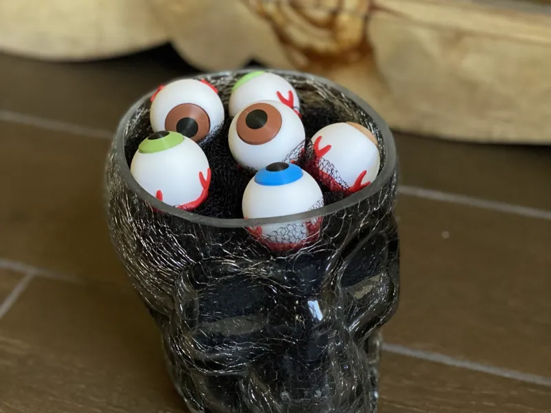 Eyeball Clicker