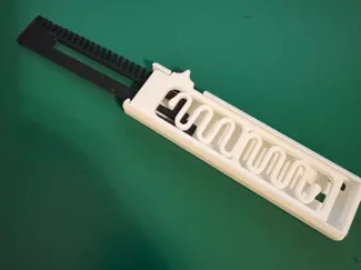 retractable fidget hair comb
