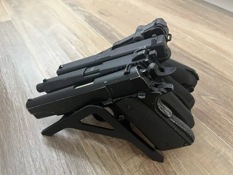 Handgun storage rack with four slots