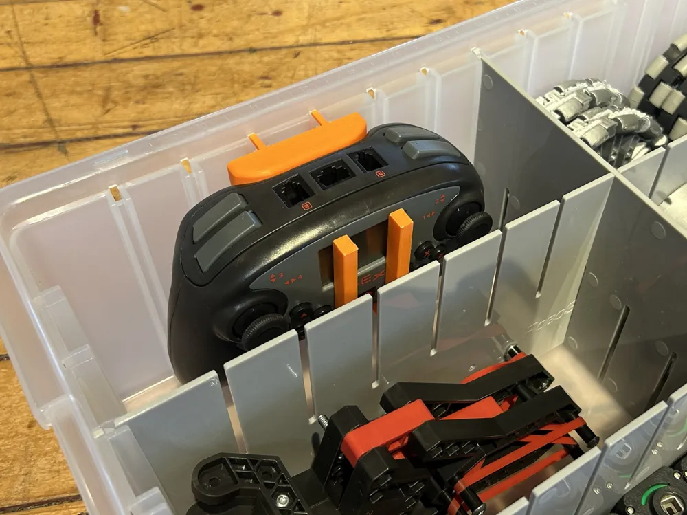 Robosource 보관 트레이용 VEX 컨트롤러 홀더 - 무료 3D 프린트 모델 - MakerWorld