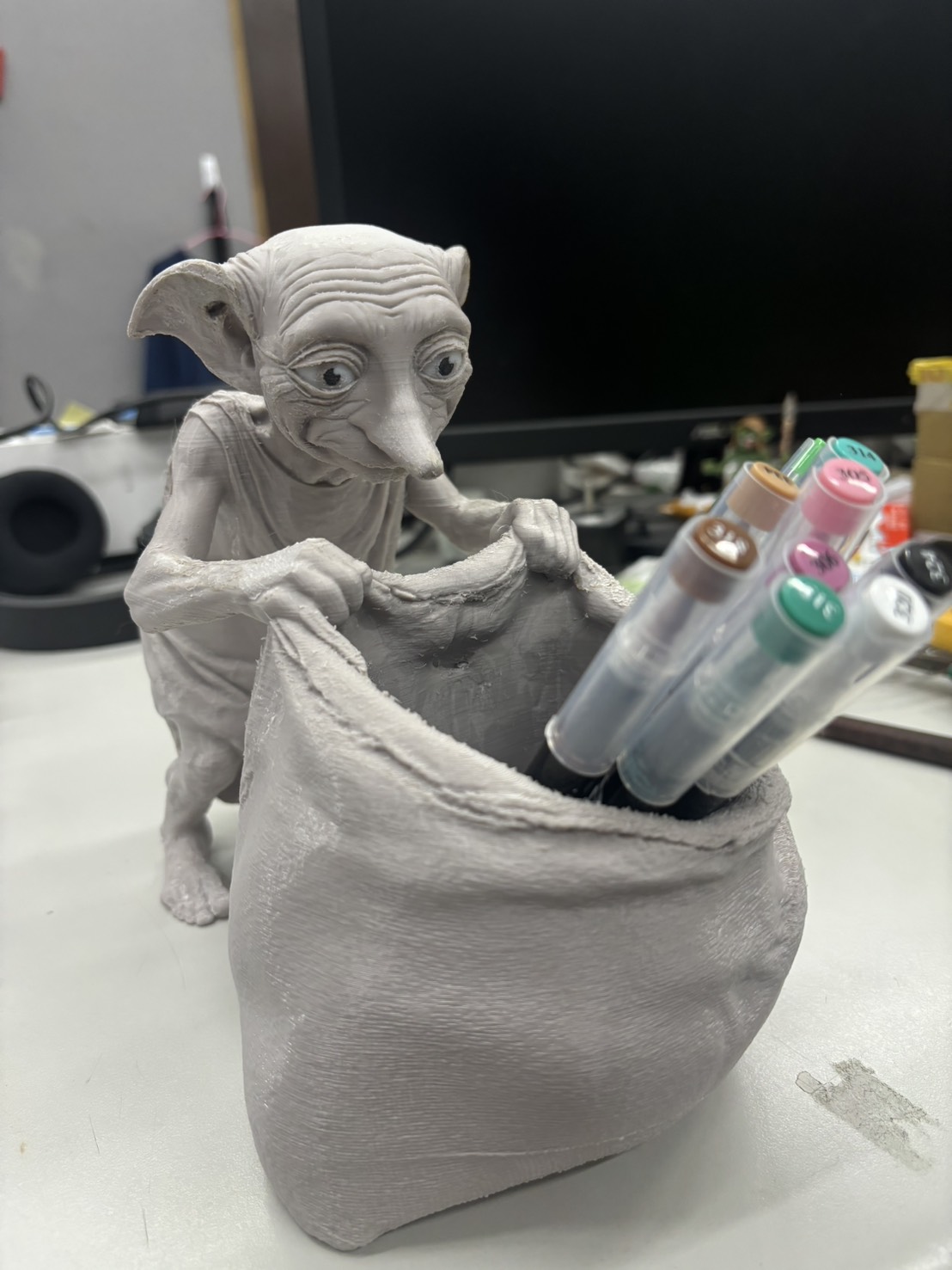 Miniatura 2 do modelo 3D Easter Dobby