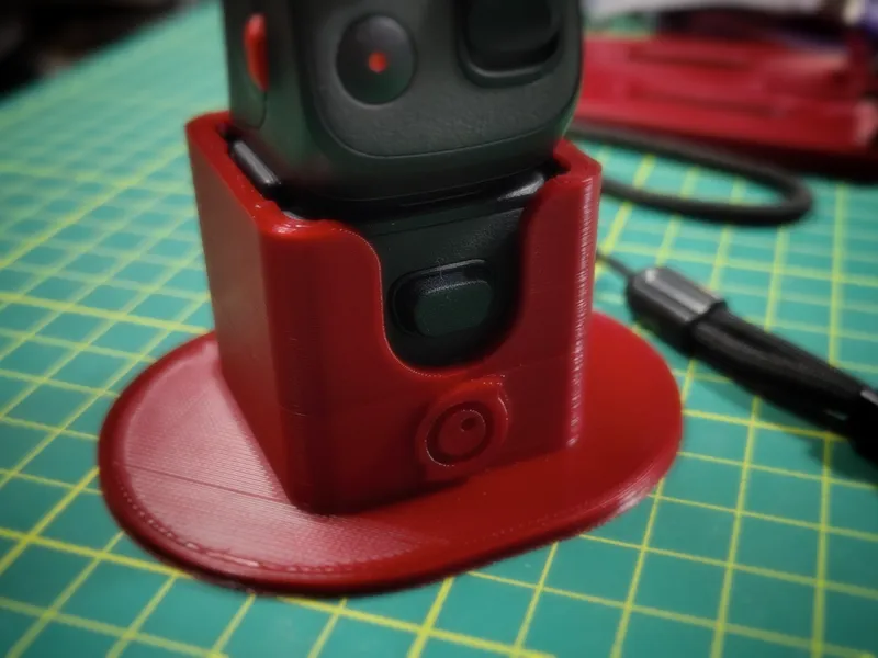Insta360 Luna Ultra Stand for Extended Tripod Base