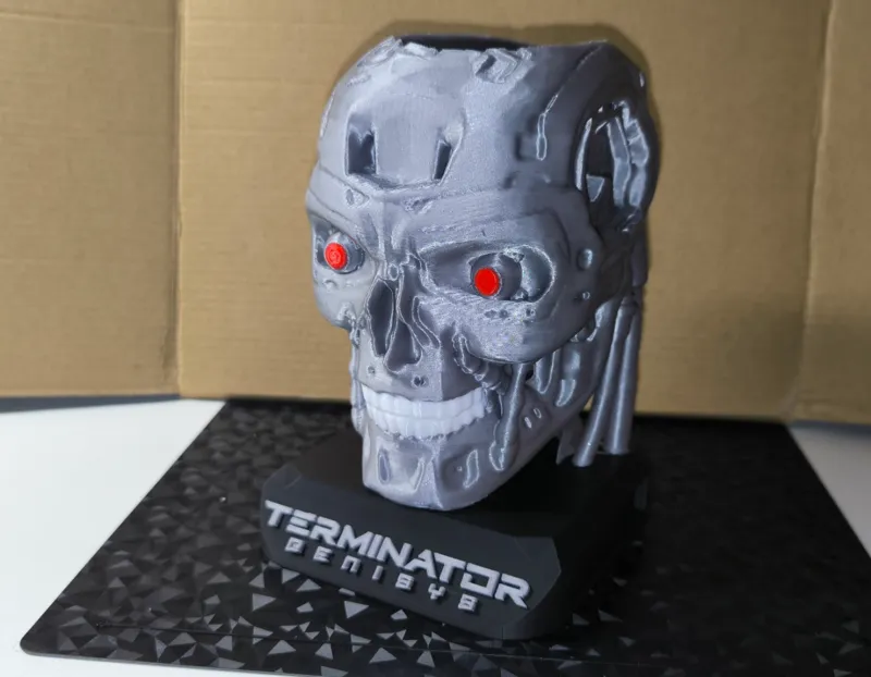 Terminator Genisys - pencil holder full color