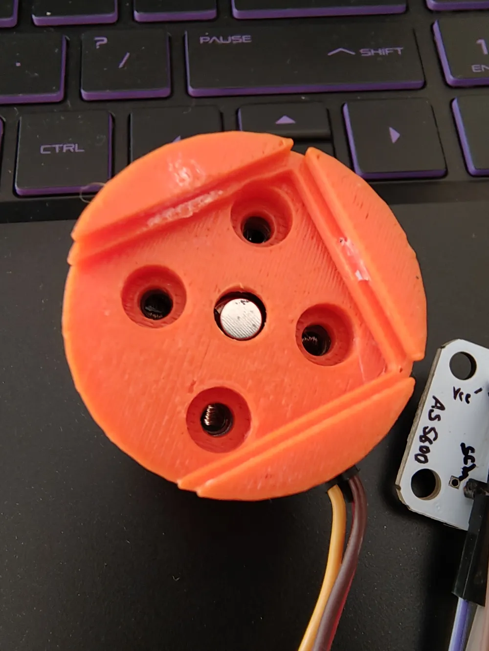 AS5600 ENCODER MOUNT FOR 2208 GIMBAL MOTOR - Free 3D Print Model ...