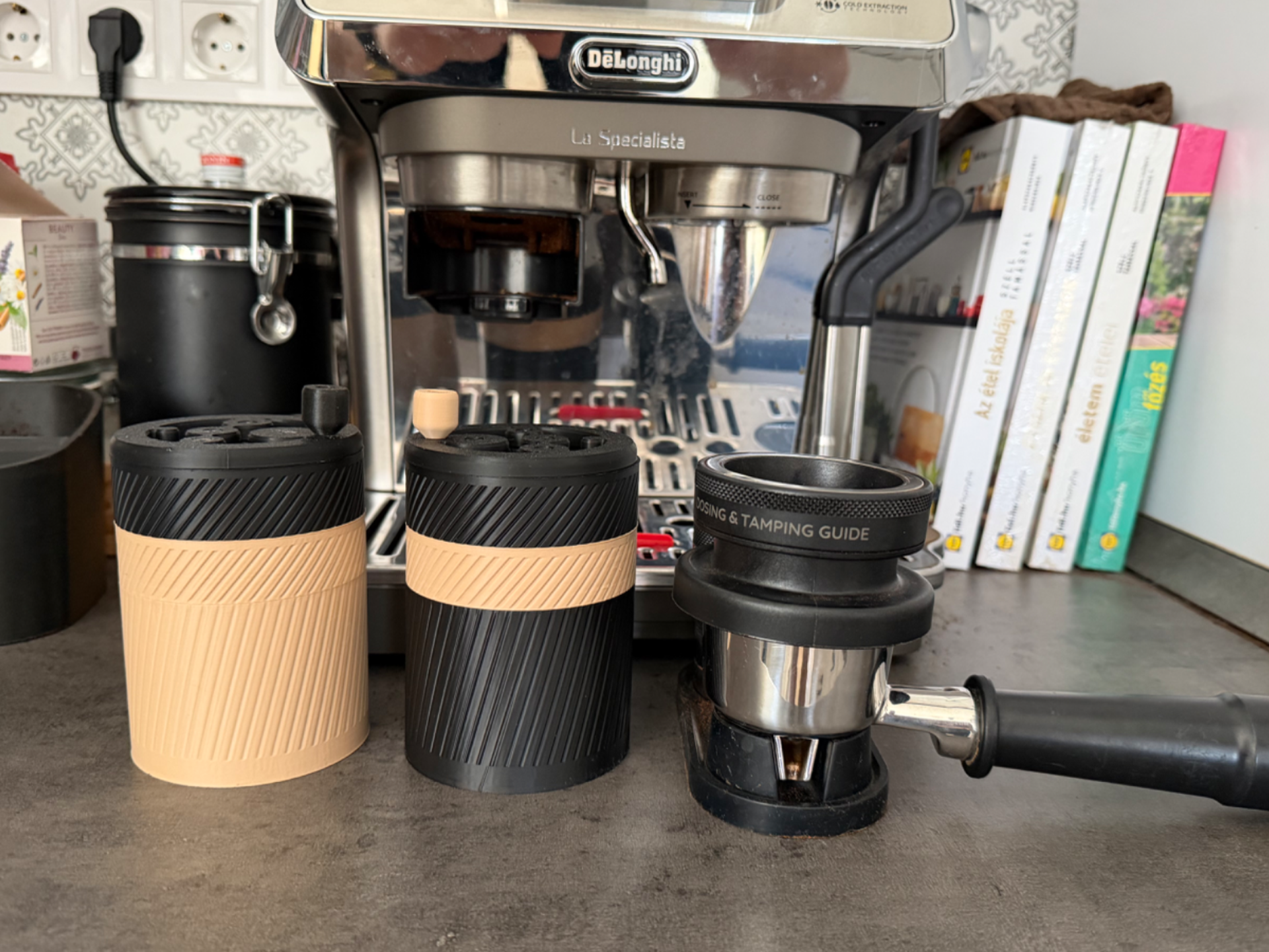 Delonghi Dosing Funnel / Tamping Guide Spirograph 