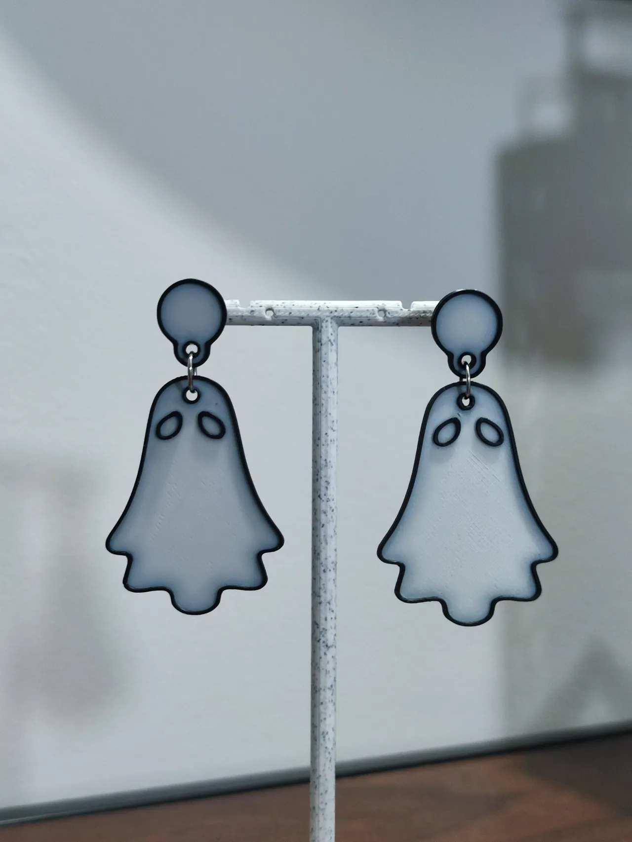 Aretes Boo! Bonitos view 3