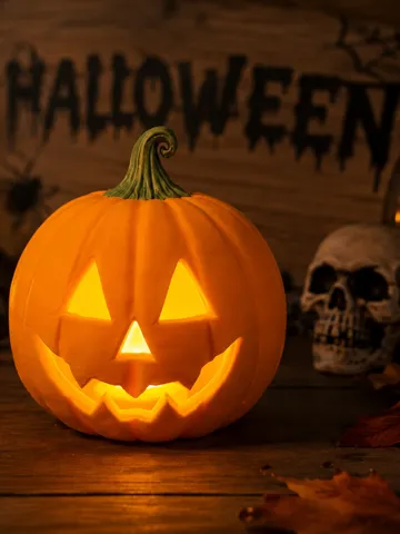 Accesorio de iluminación decorativa: Classic Halloween Pumpkin Lantern — vista de referencia 2