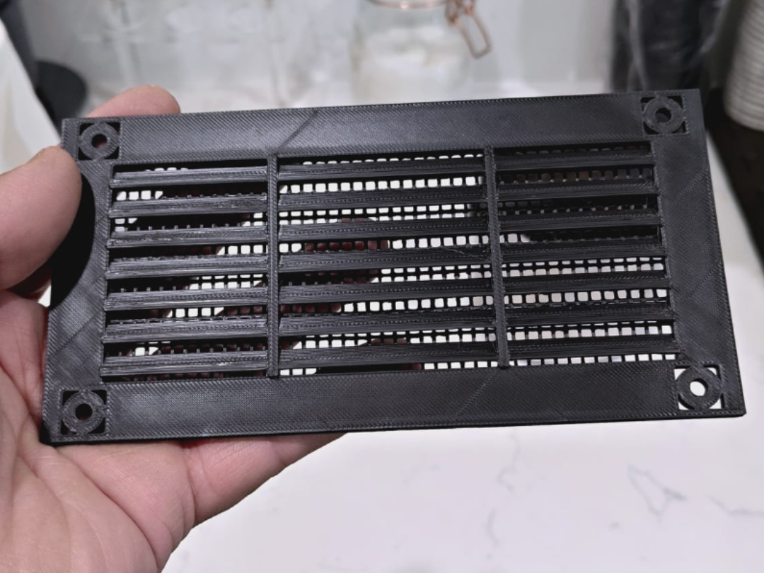 Snake Tank Air Vent 165x85 mm — ASA 3D model