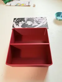 实用收纳盒一个
