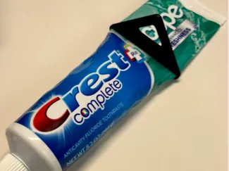 Toothpaste squeezer 