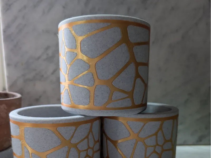 Multicolor voronoi pot