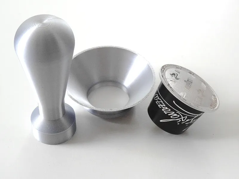 Tamper and funnel for refillable Nespresso pods